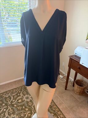 Banana Republic Navy V-Neck Tunic Top